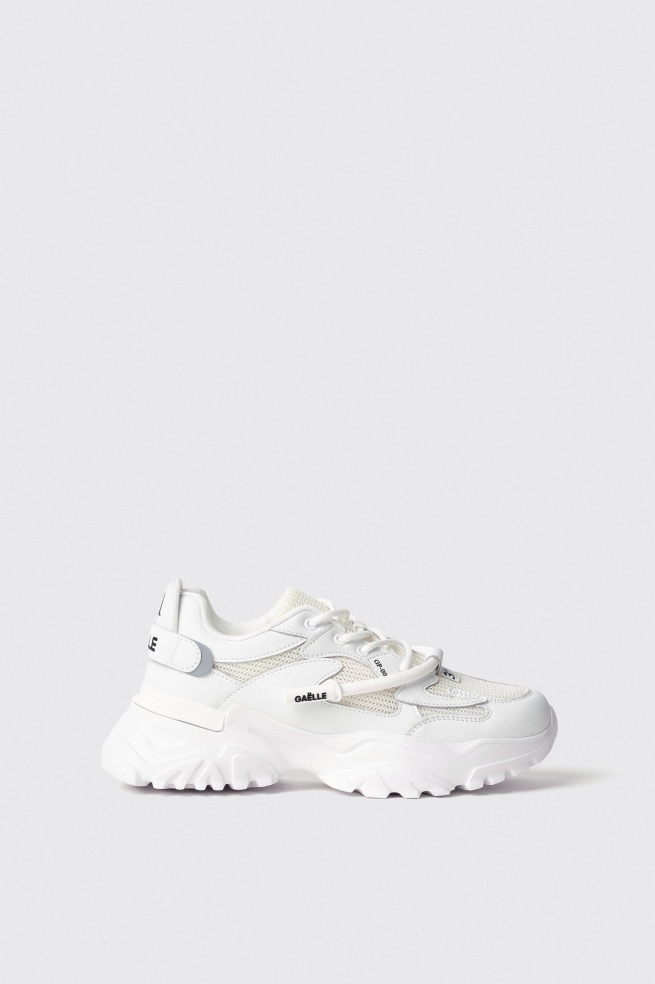 Sneakers runner in mesh con stopper logato in rubber • Bianco - Gaëlle Paris