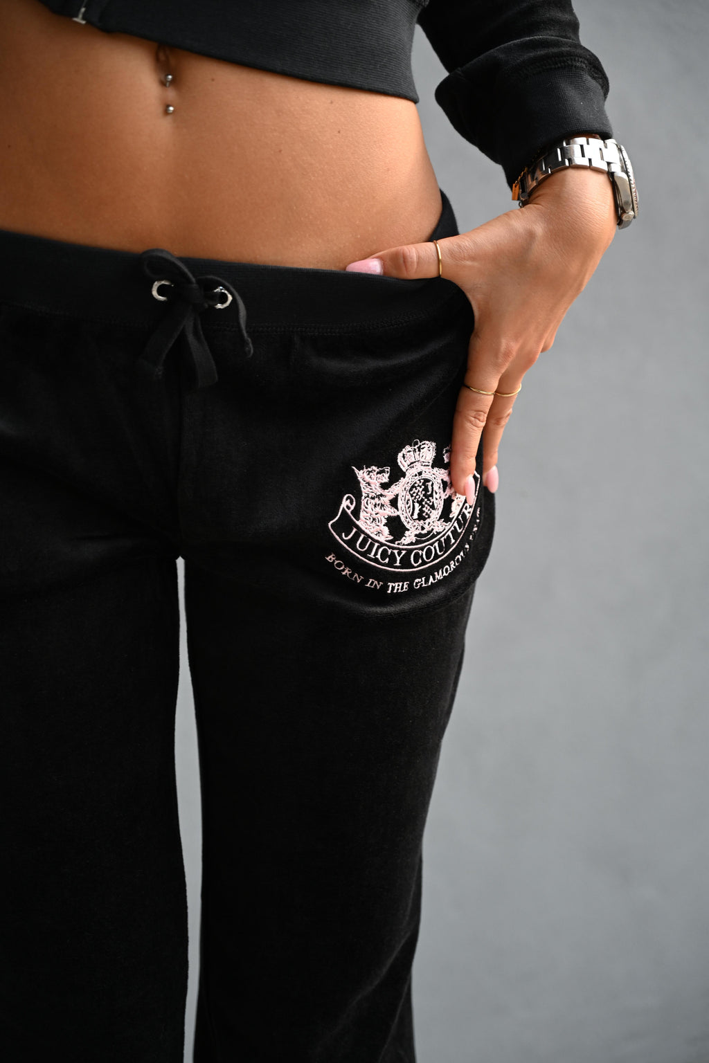 JUICY COUTURE - PANTALONE TUTA VITA ULTRA BASSA HERITAGE CREST NERO