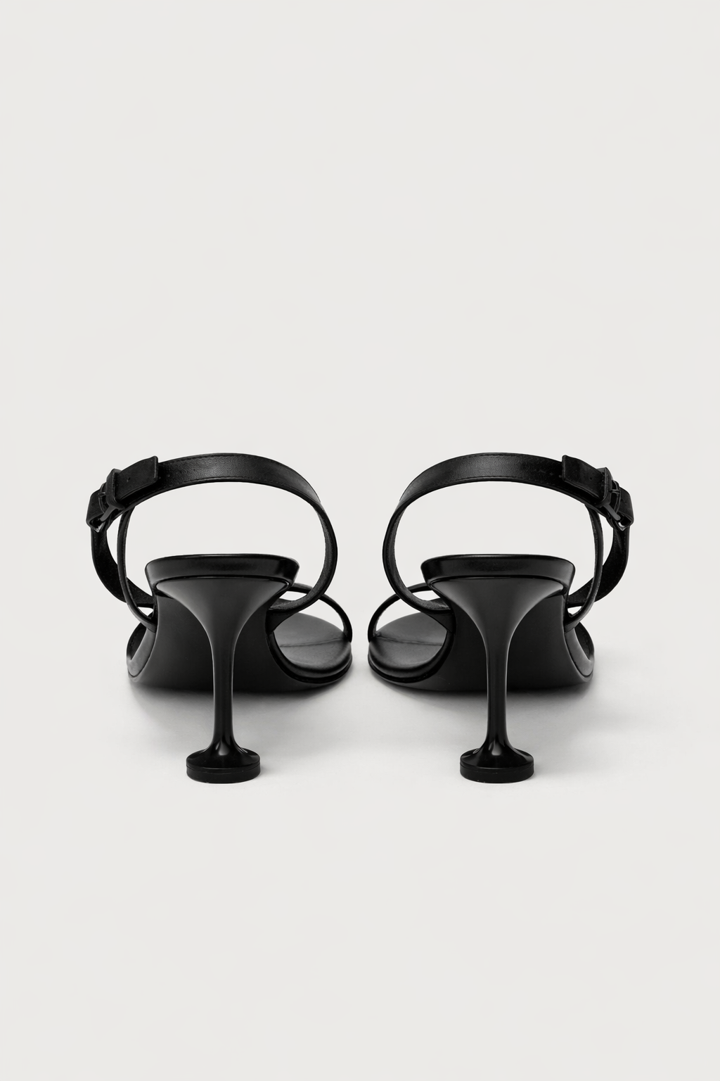 Sandali Balenciaga Donna in Pelle Nera con Tacco Medio