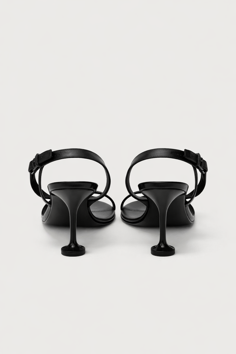 Sandali Balenciaga Donna in Pelle Nera con Tacco Medio — 2/2