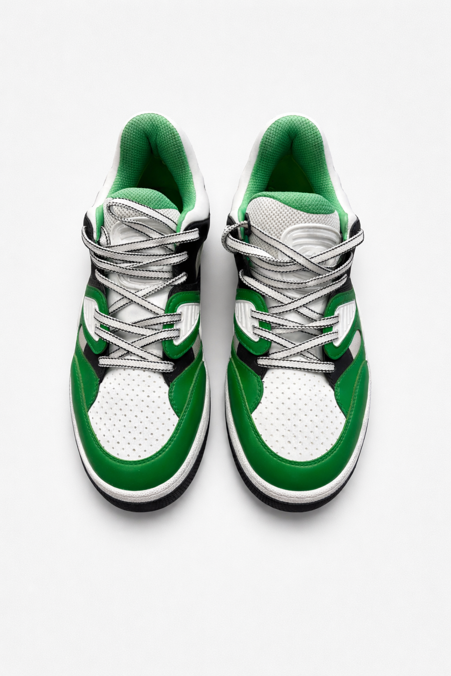 Sneakers Gucci in Pelle Bianca e Verde – Lusso Streetwear Iconico — 3/3