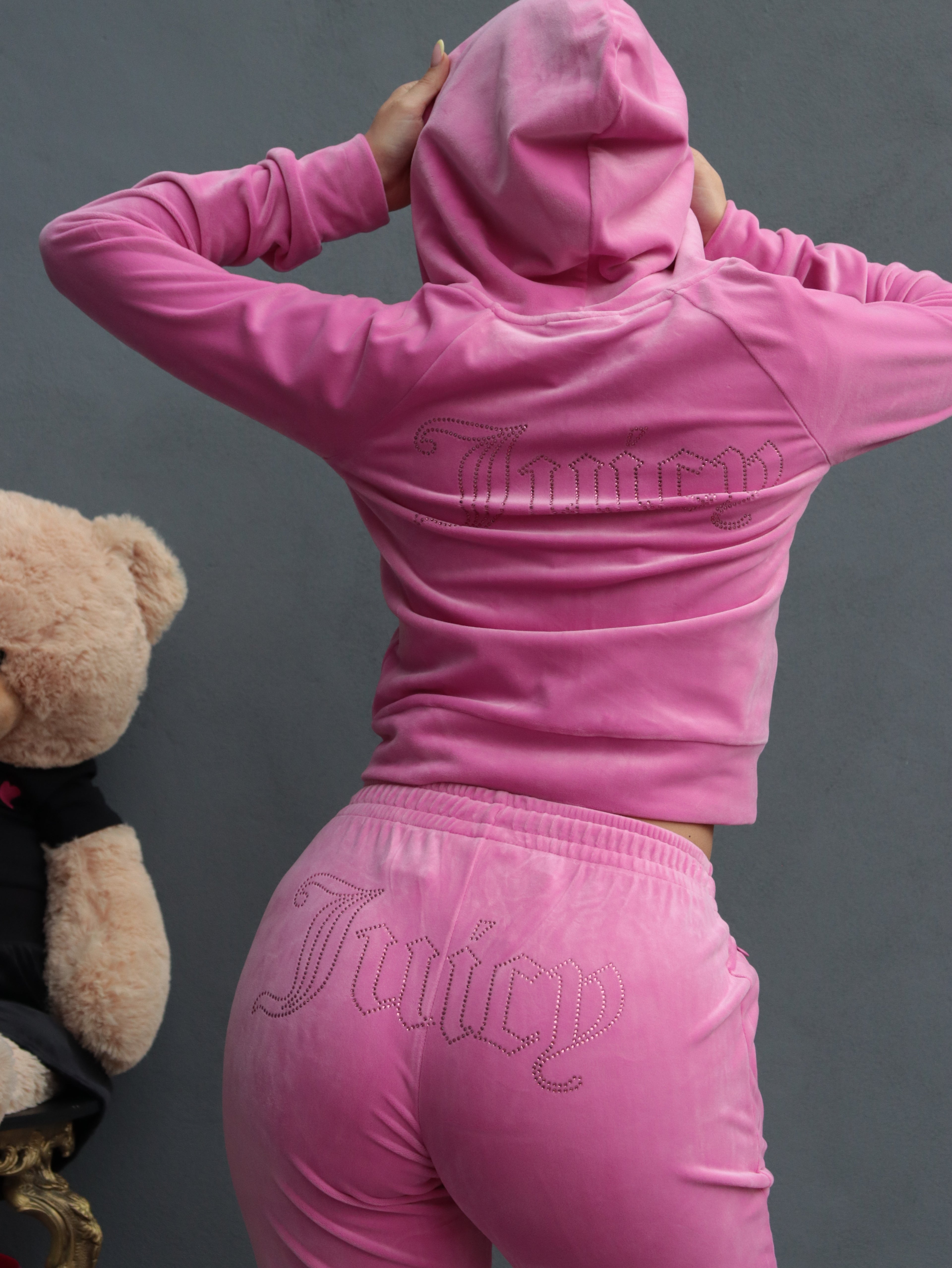 Tuta Juicy Couture Donna in Velluto Rosa con Strass