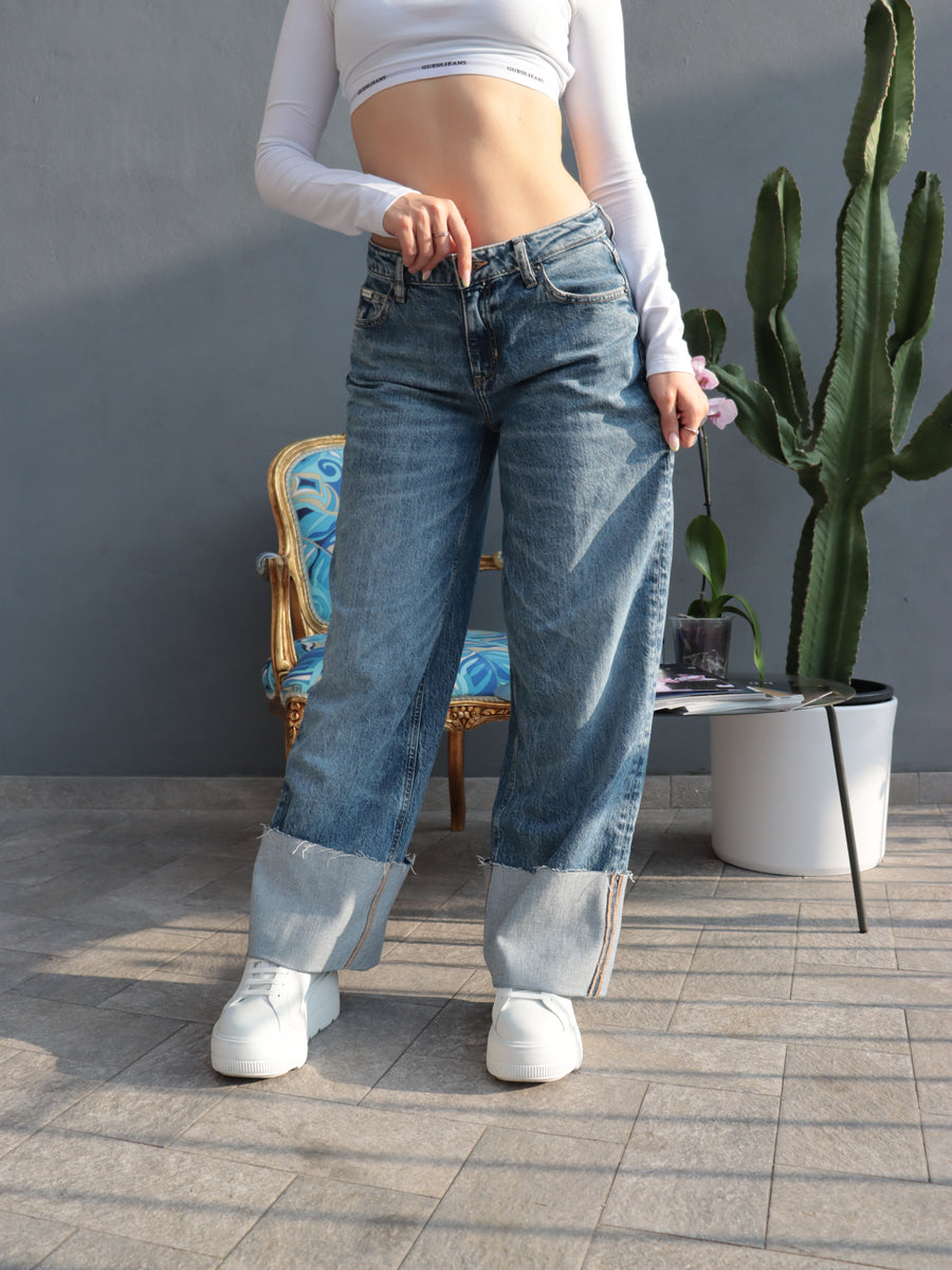 Jeans 2 Guess Jeans - Wide Leg con Risvolto – Denim Chiaro — 2/5