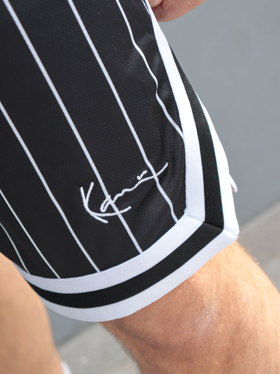 Shorts Karl Kani Uomo Neri a Righe – Stile Streetwear Sportivo — 3/5