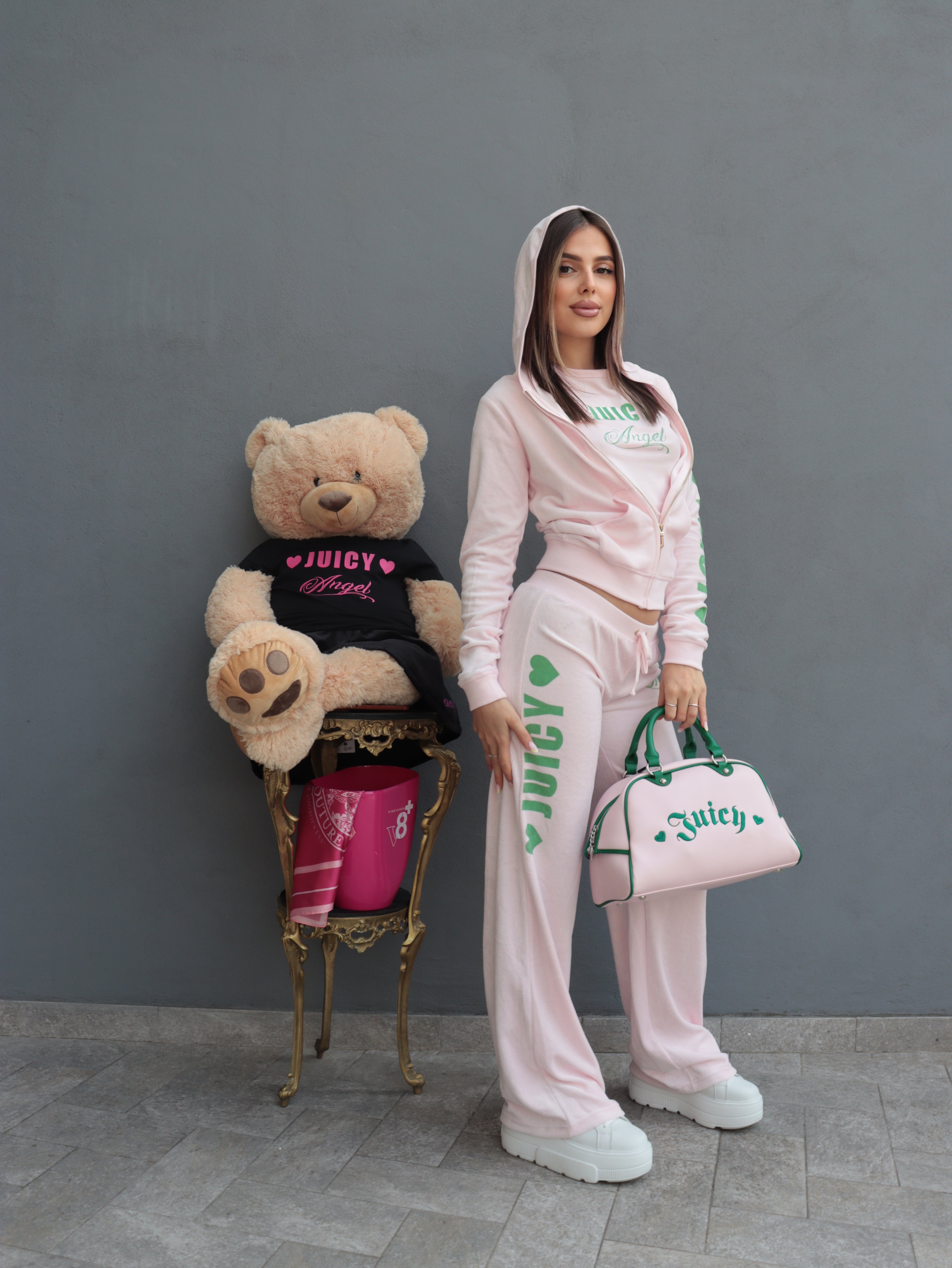 Tuta Donna Juicy Couture Rosa con Logo – Set Felpa con Cappuccio e Pantaloni