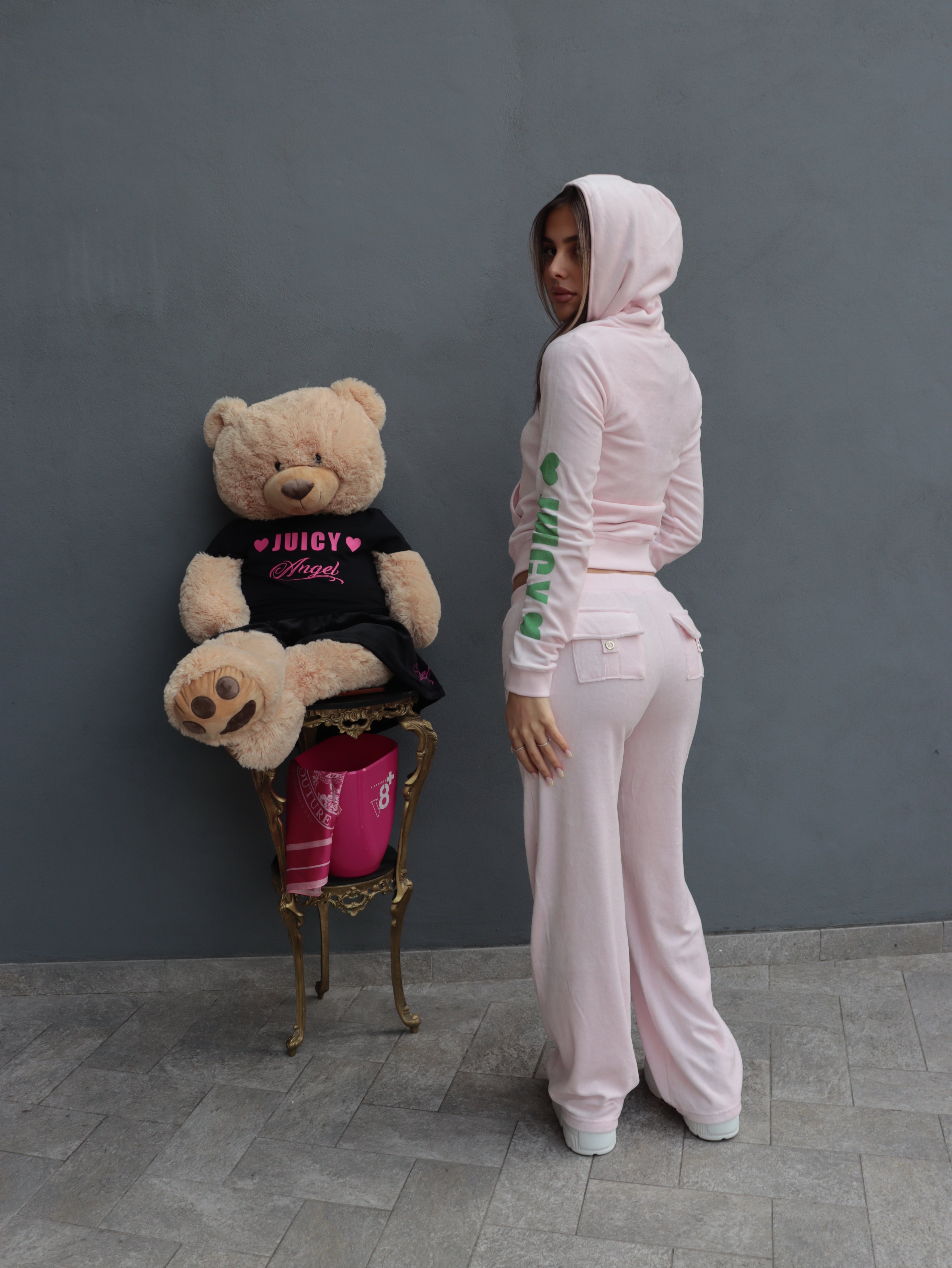 Tuta Donna Juicy Couture Rosa con Logo – Set Felpa con Cappuccio e Pantaloni