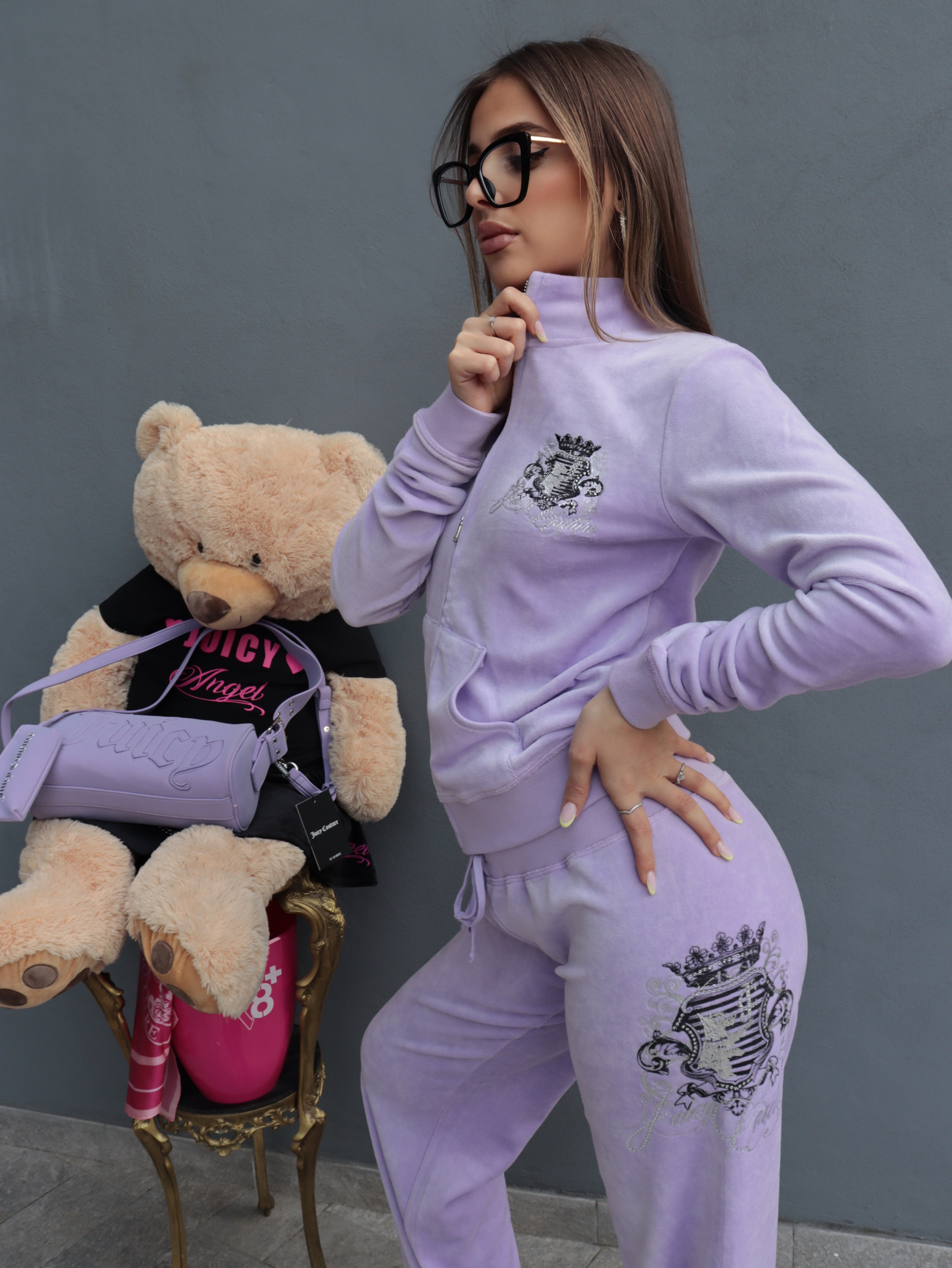 Tuta Juicy Couture Donna in Velluto Lilla con Logo Ricamato