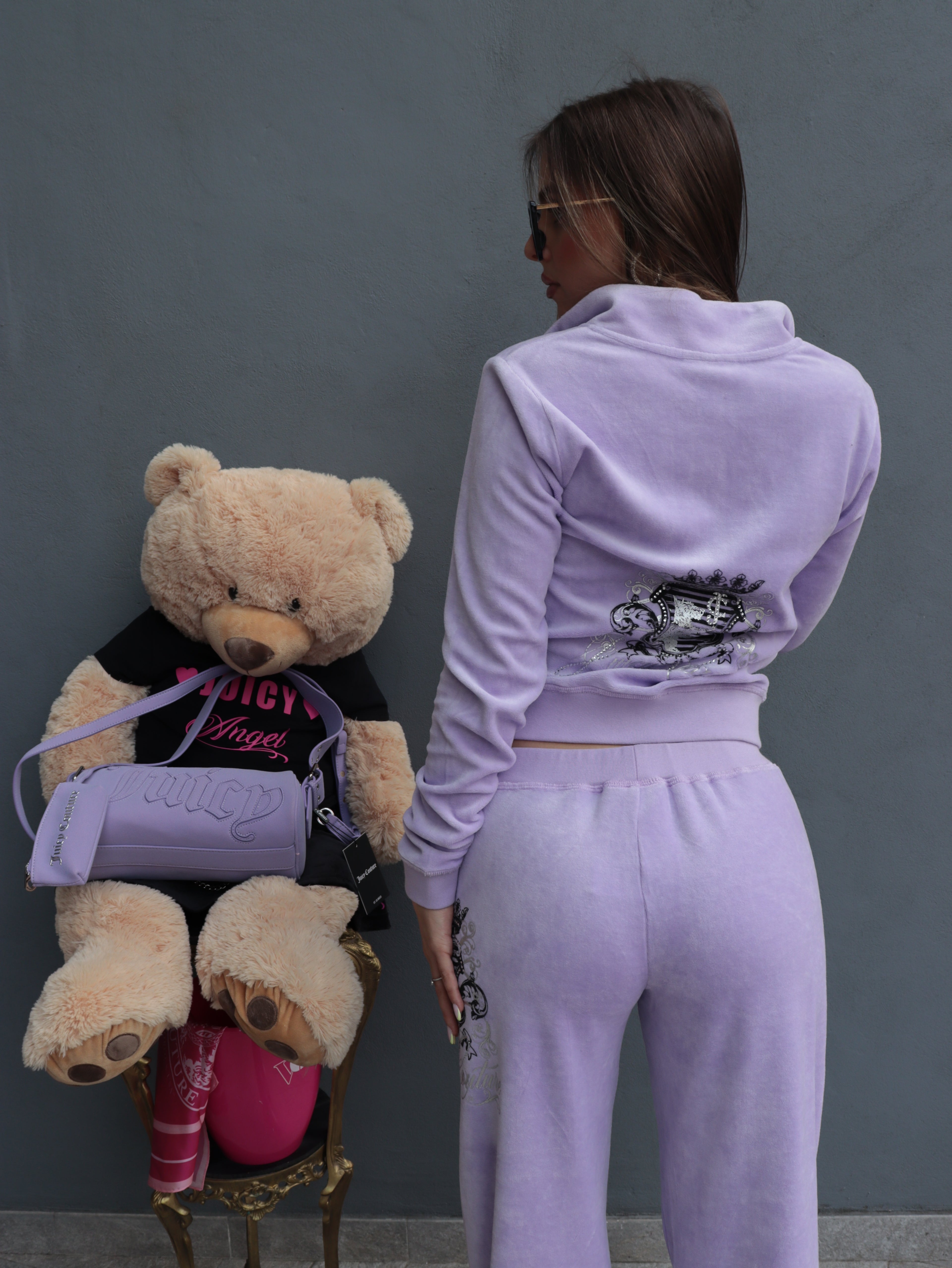Tuta Juicy Couture Donna in Velluto Lilla con Logo Ricamato