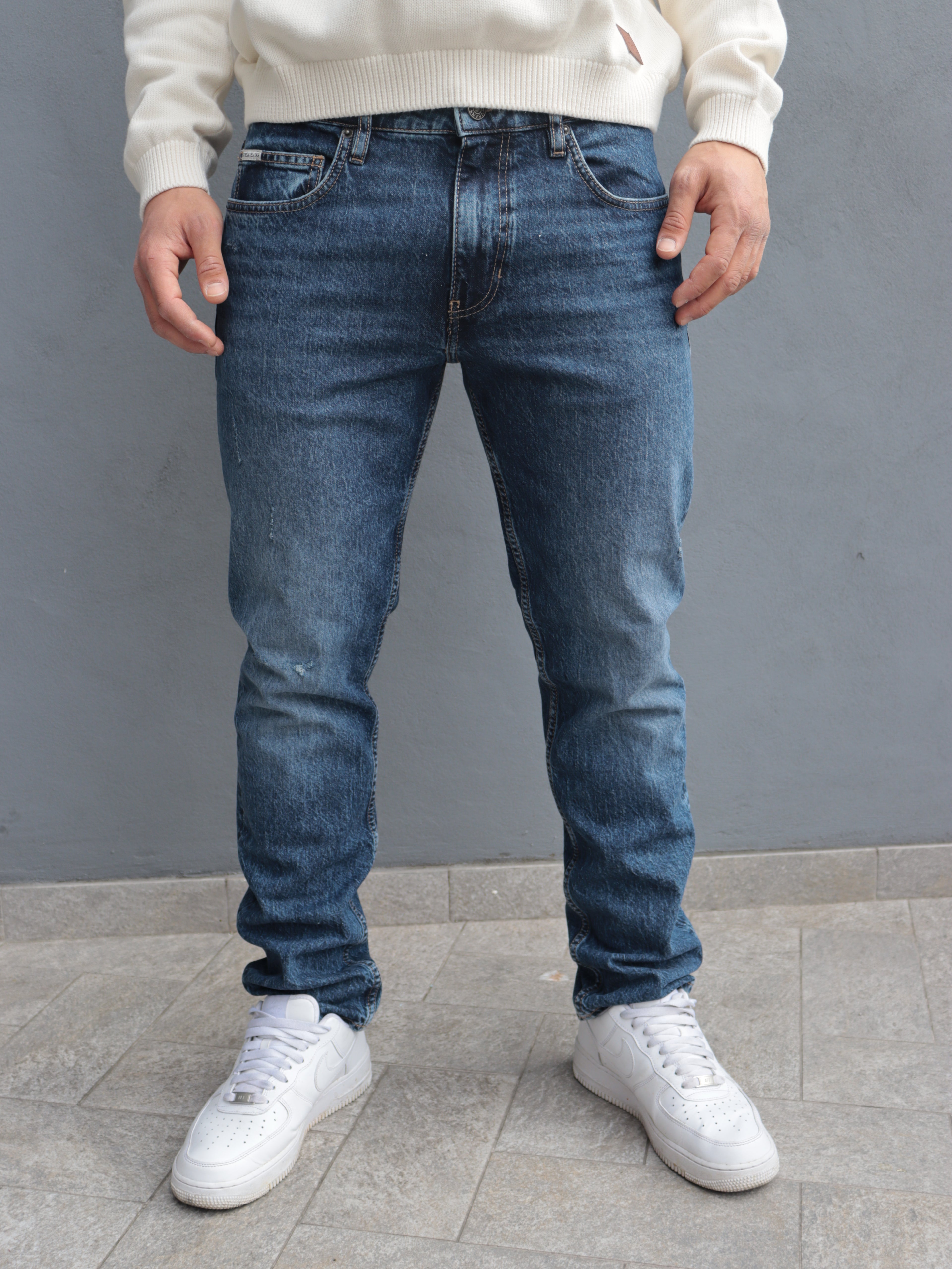 Jeans Guess Uomo Regular Fit Denim Blu – Stile Autentico e Comfort Quotidiano