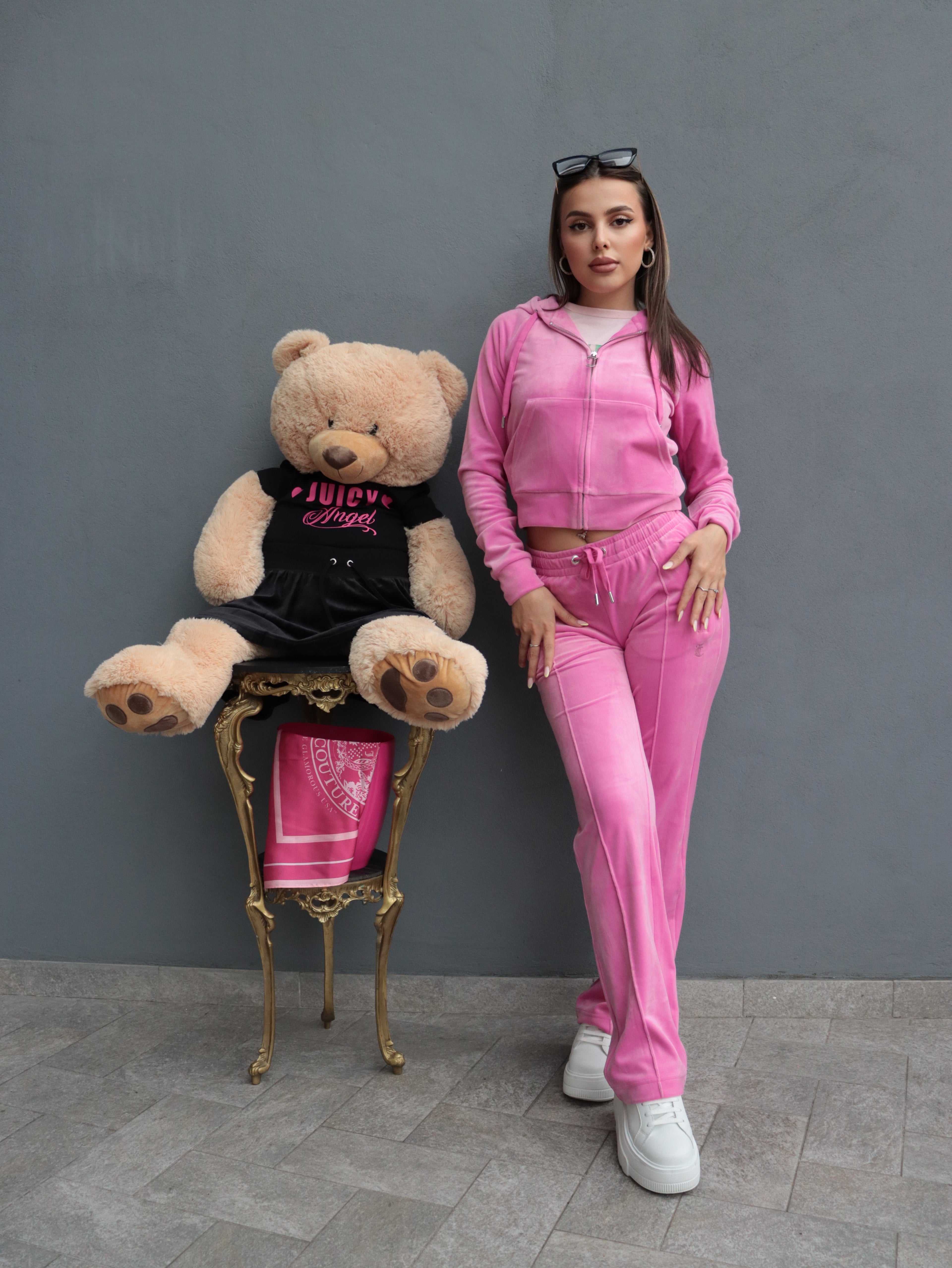 Tuta Juicy Couture Donna in Velluto Rosa con Strass