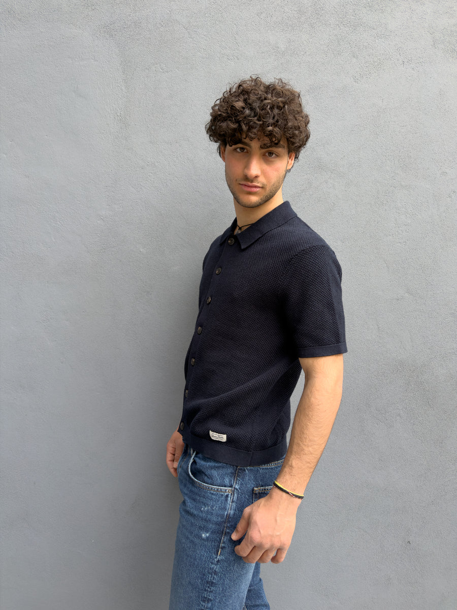 Cardigan Uomo Guess Jeans in Maglia – Stile Casual Premium — 4/4