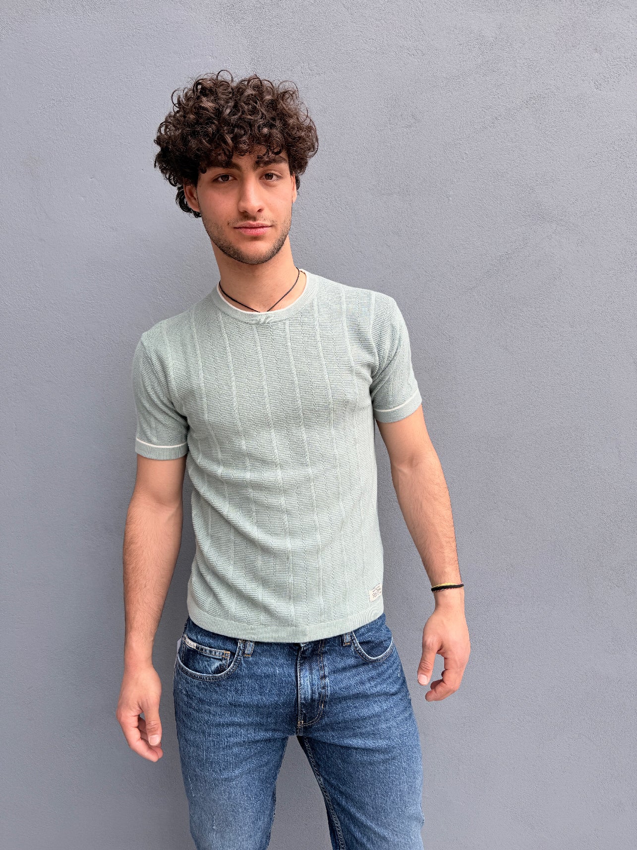 T-shirt Uomo Guess Jeans in Maglia Costinata – Stile Casual Premium