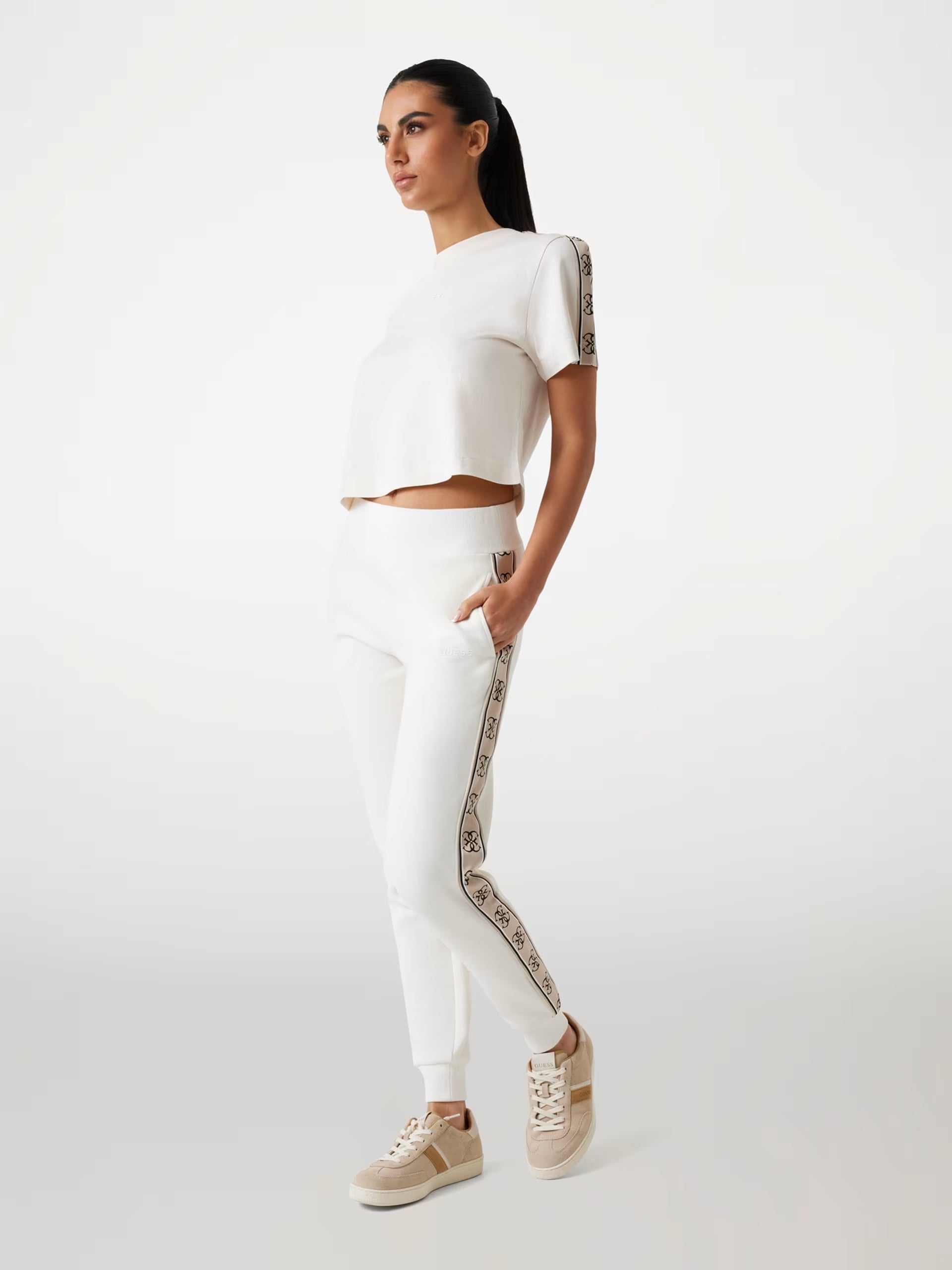 Guess - Pantaloni jogger logo laterale
