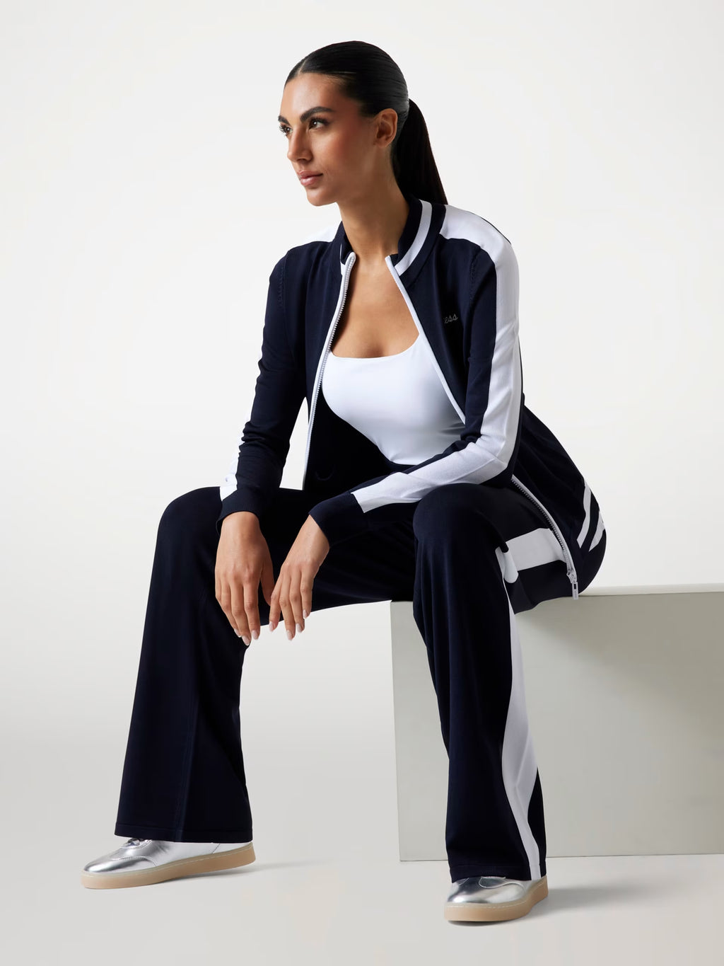 Pantalone Guess - Pantalone sportivo in misto viscosa