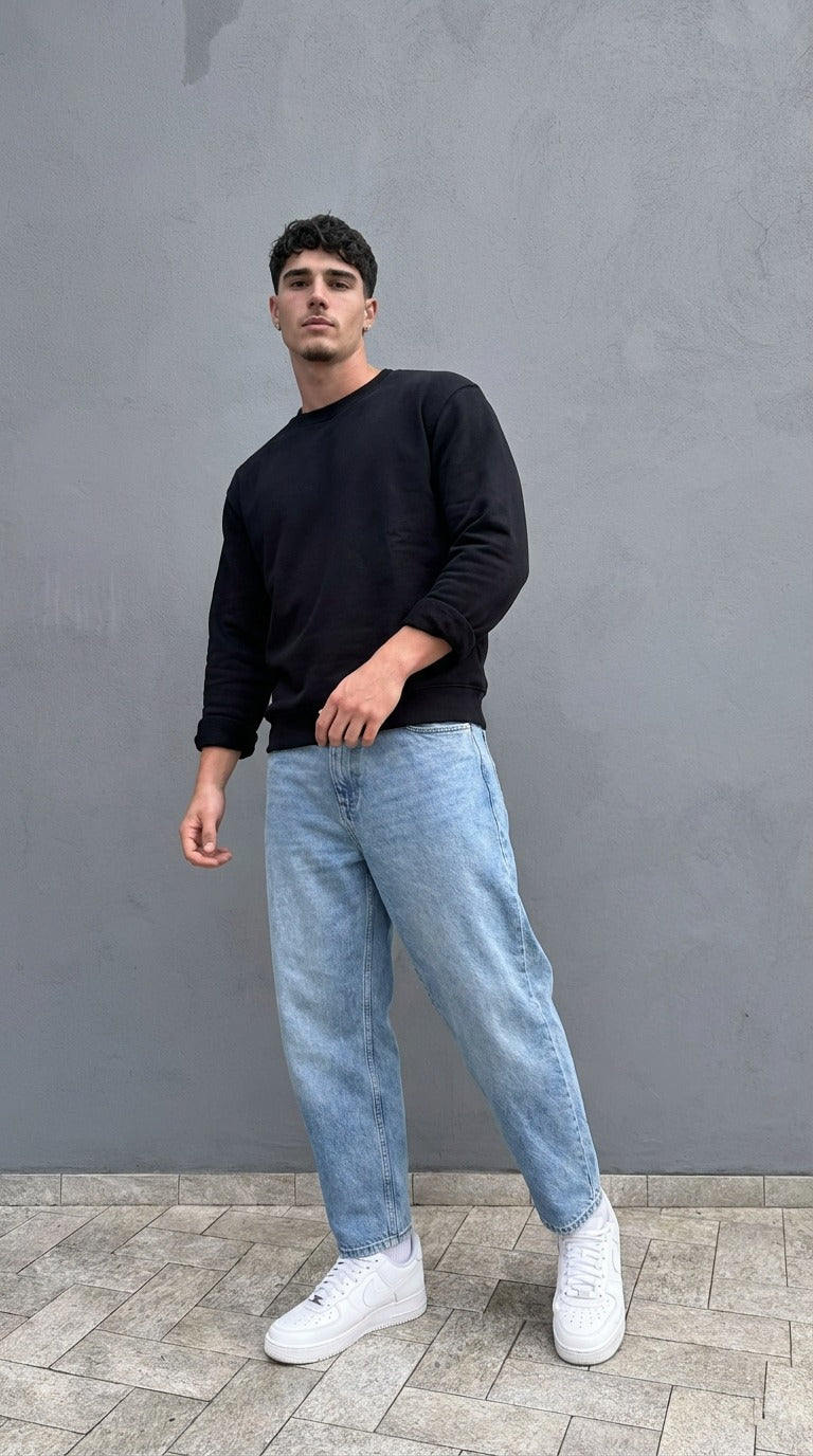 Felpa Disclaimer Uomo Nera con Maxi Logo Grafico sul Retro — 3/3