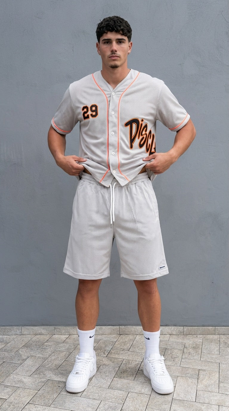 T-Shirt Uomo Disclaimer Stile Baseball Beige – Maxi Logo e Numero 29, Streetwear Sportivo