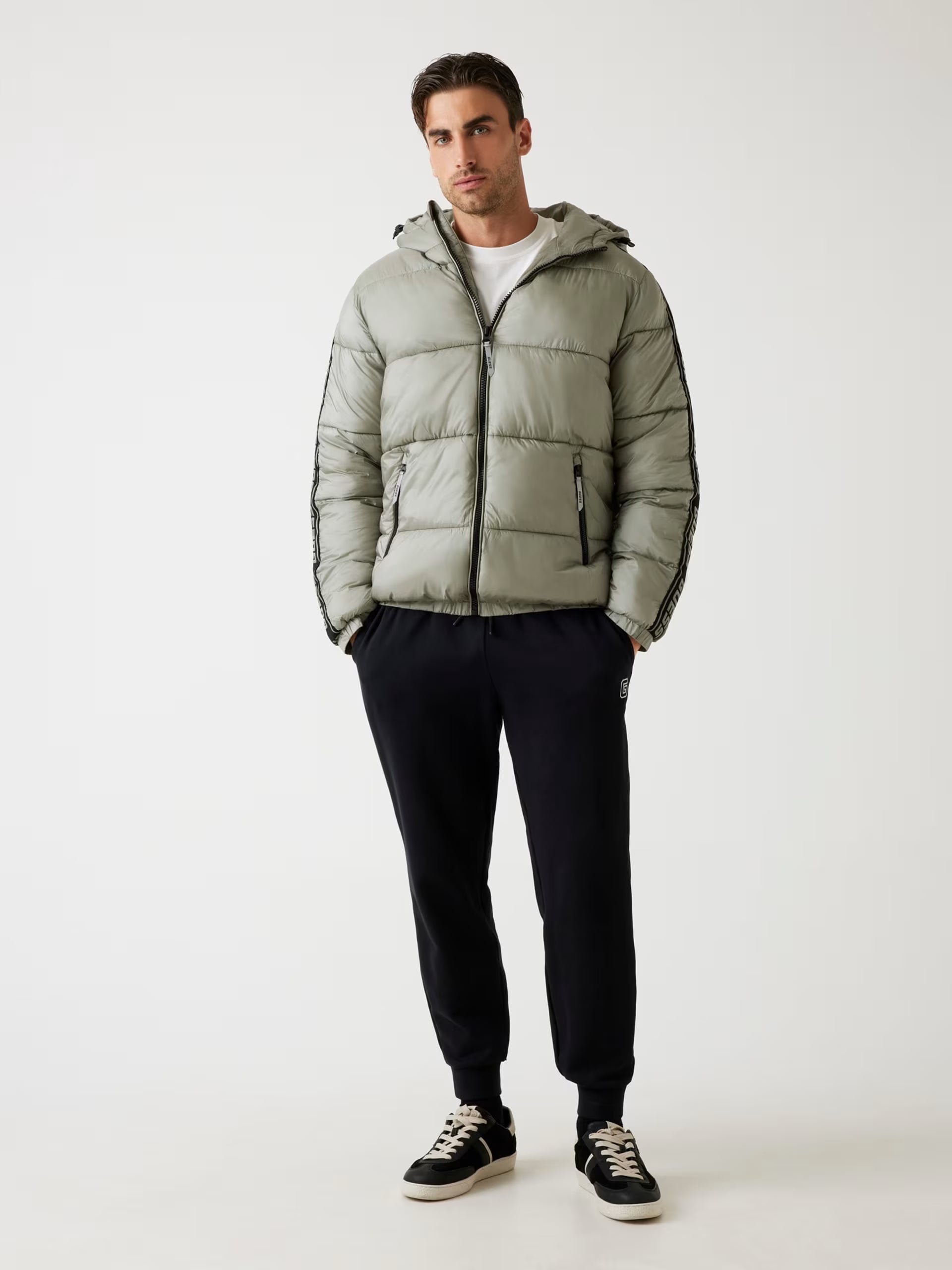 Giubbotto Guess - Giacca Piumino Cappuccio